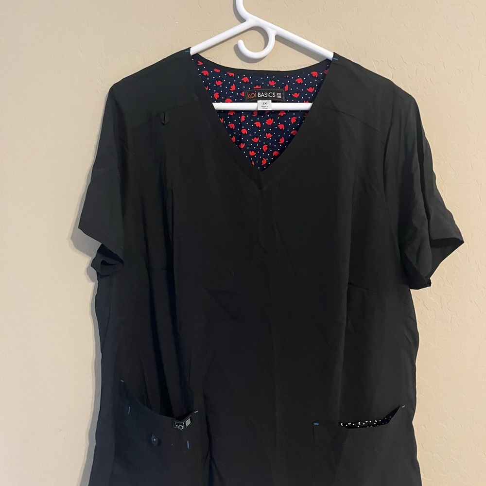 Koi Black Short Sleeve Women's scrub Top